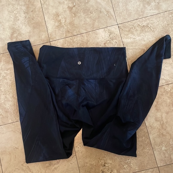 Lululemon leggings - Picture 3 of 3
